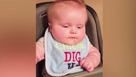 好看的宝宝搞笑视频,萌态百出搞笑瞬间大盘点